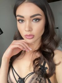 Pollianna Top Escort Dortmund 2